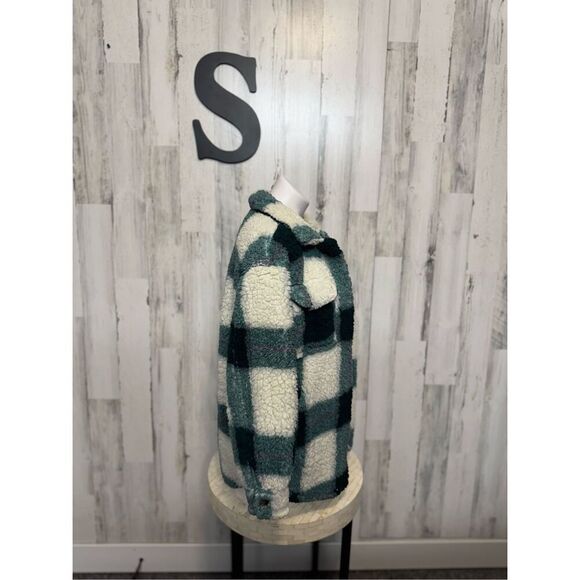 Almost Famous green jacket - Picture 2 of 6